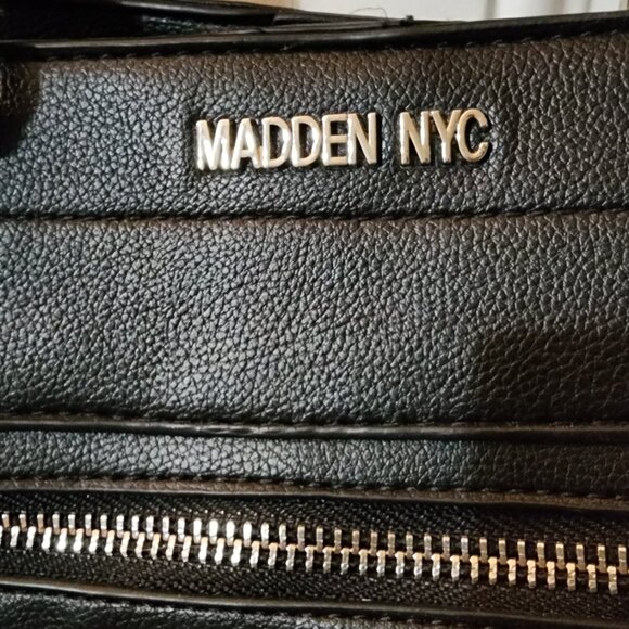Steve Madden Madden NYC Black Hand Bag Crossbody - Picture 8 of 10